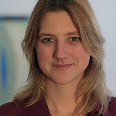 Dr. Claudia Kern